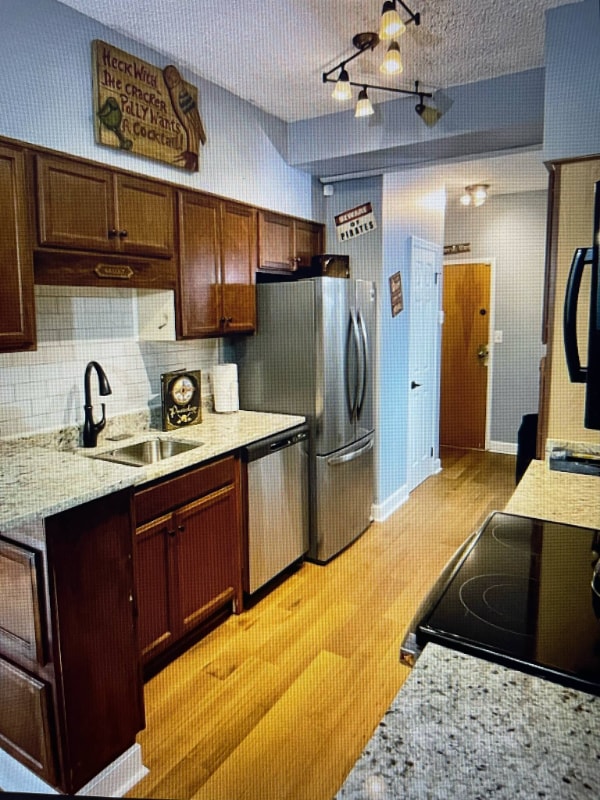 Photo - 2002 Greene St Unit 101