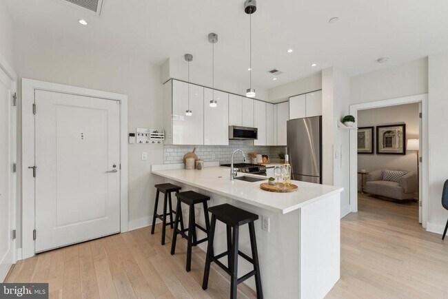 Photo - 1745 N St NW Unit 506