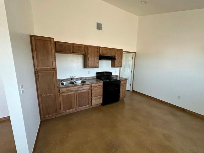 Photo - 10820 Chapman Dr