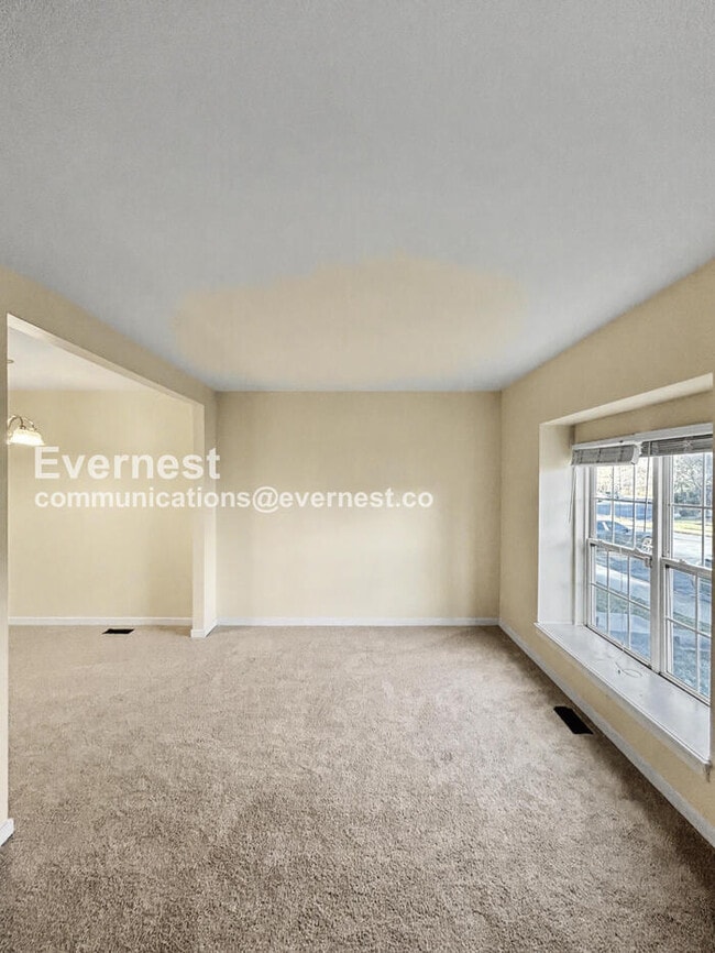 Photo - 8726 Springwater Dr