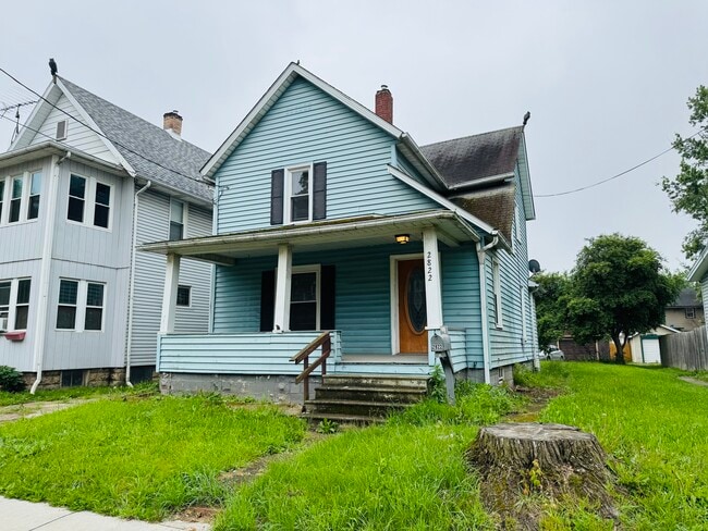 Photo - 2822 4th St NW House
