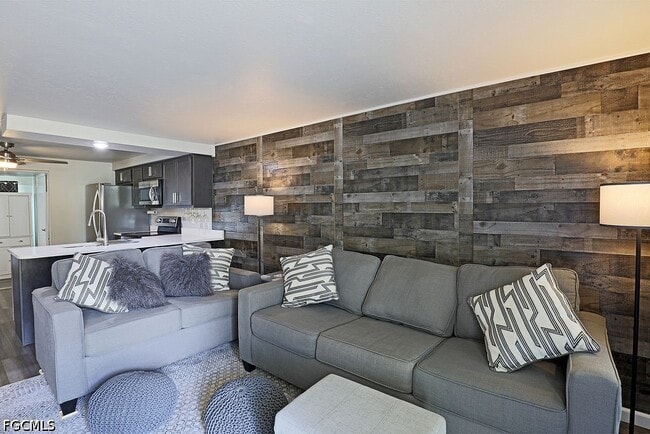 Photo - 2184 Arden St