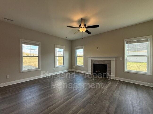 Photo - 4732 Mastercraft Ct