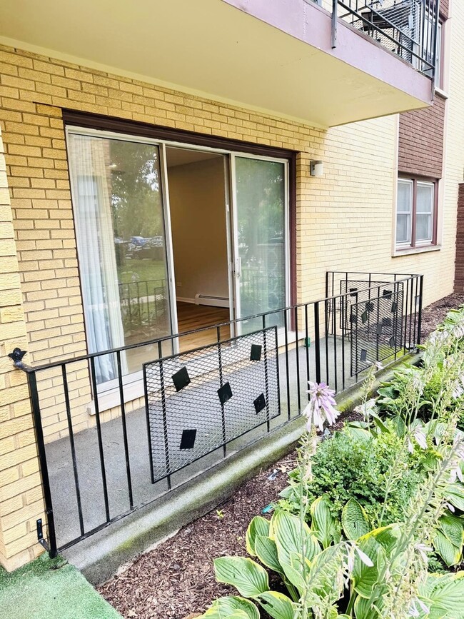 Photo - 10425 S Hale Ave Unit 1A