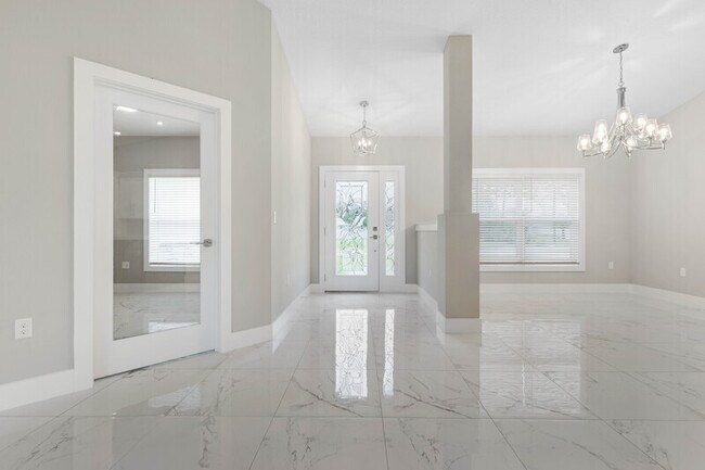 Photo - 12 Wheeler Ln