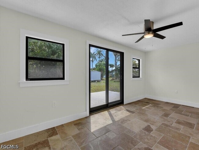 Photo - 2224 Aldridge Ave