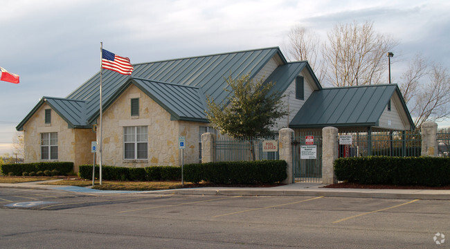 Building Photo - Creston Ridge Rental