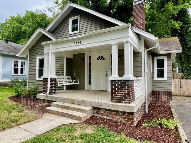 Photo - 1126 Sharpe Ave