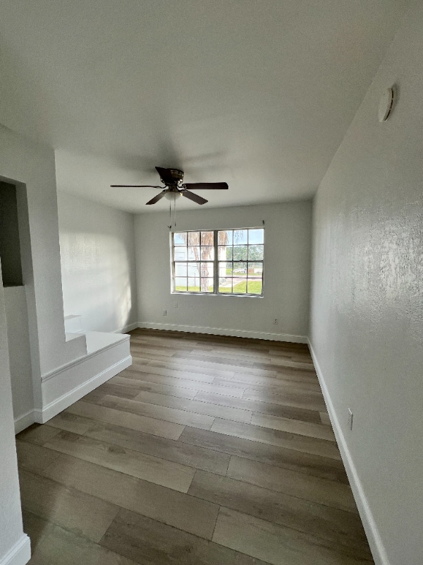 Photo - 1225 E New Haven Ave Unidad 204