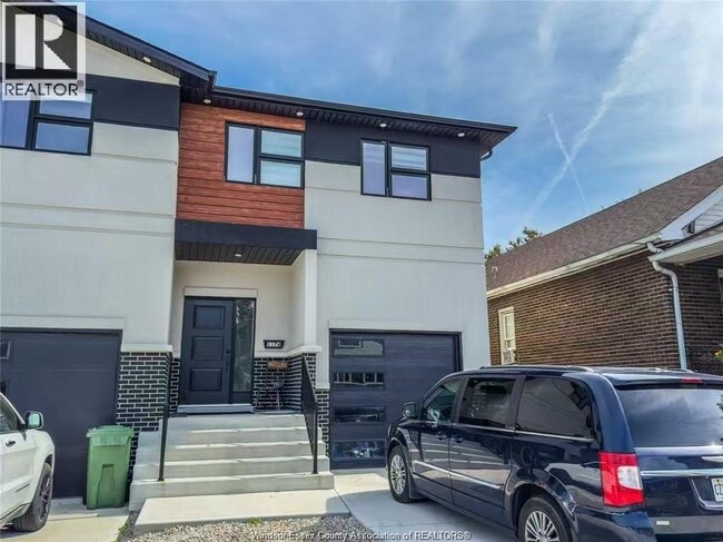 Photo - 1176 Curry Ave