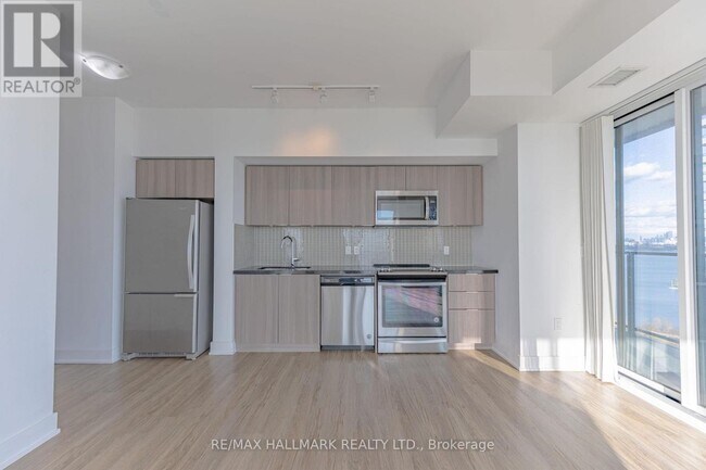 Photo - 30 Shore Breeze Dr Unité 1818