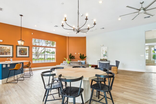 Photo - Reserve at Temple Terrace