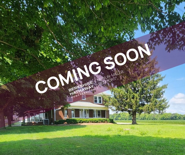 Building Photo - Brick Farm House North of Terre Haute