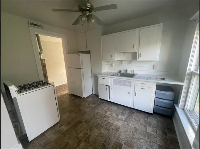 Photo - 161 N Prairie St Unit 161