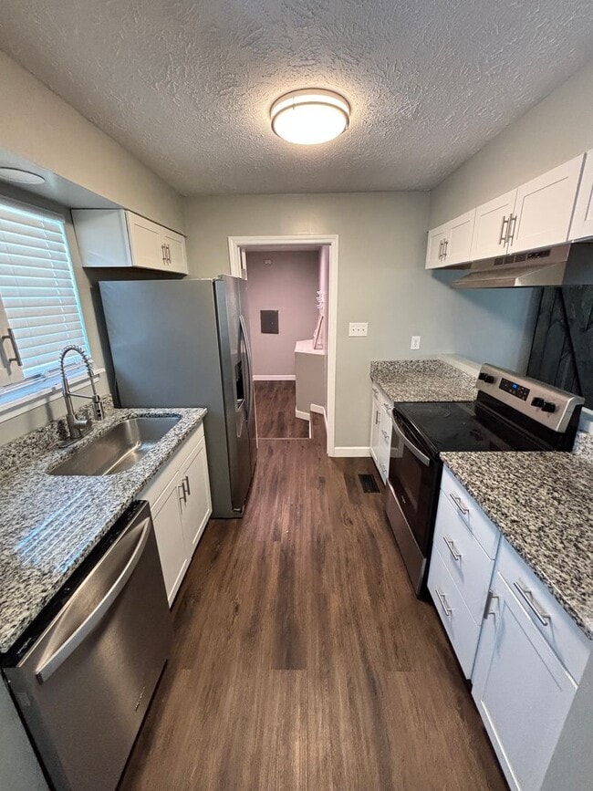 Photo - Spacious 3BR Rancher Near Washington Pike – Quiet Setting, Minutes to Downtown!