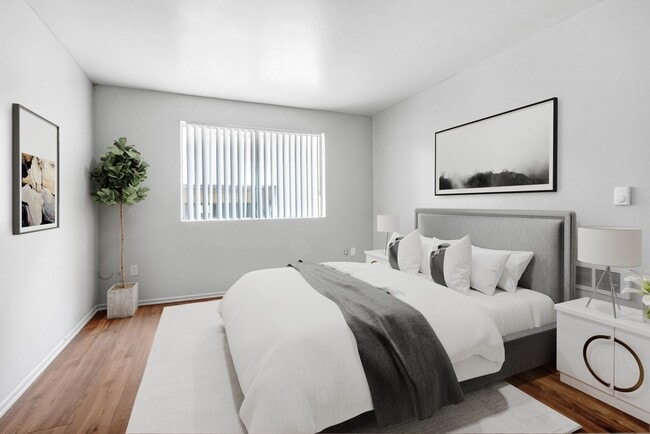 Sherman Plaza Apartments
