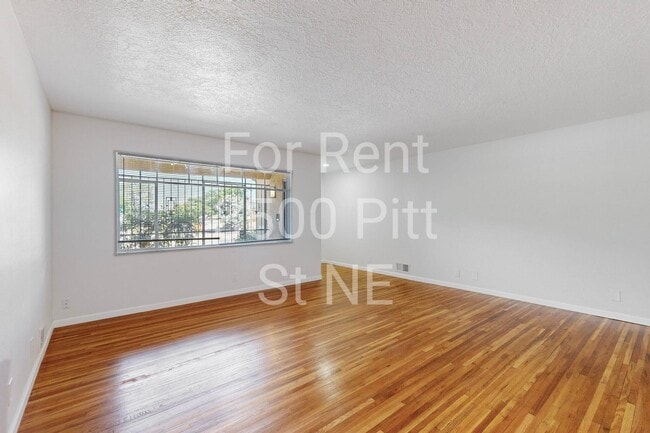 Photo - 3500 Pitt St NE