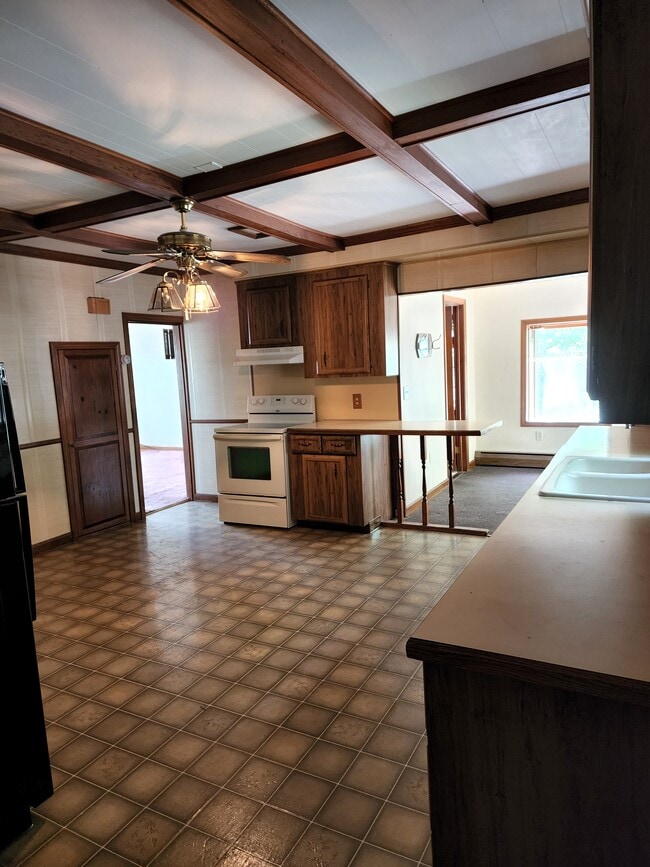 735 Newport Ave Unit 1