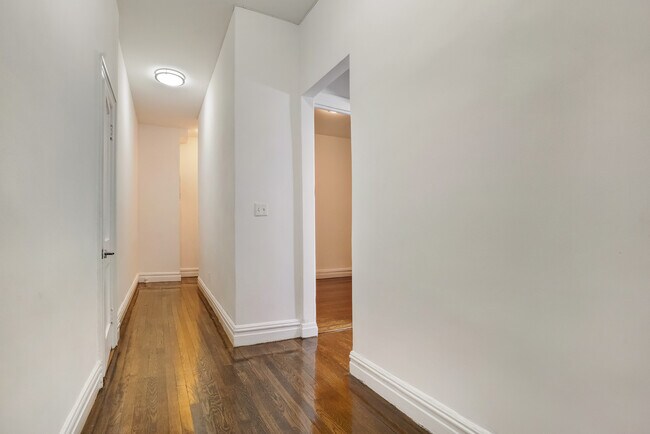 Photo - 26 E 91st St Unit Ev4C