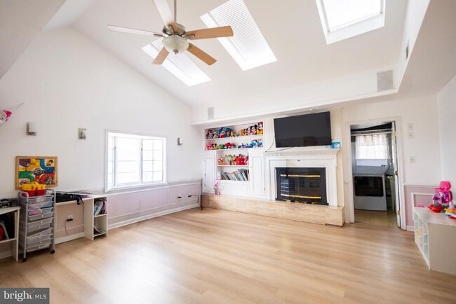 Photo - 24 Rose Apple Rd