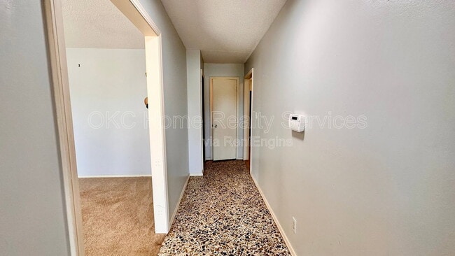 Photo - 12109 Camelot Dr