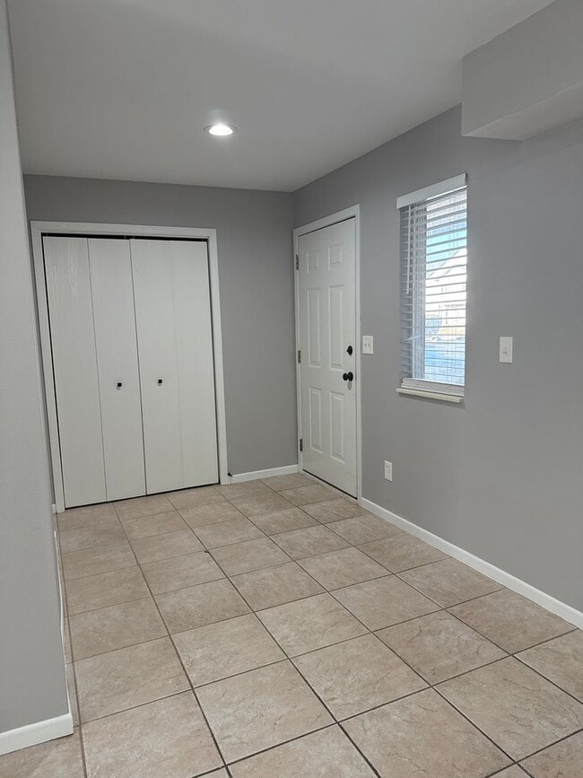 Photo - 1051 Minns Dr Unit 1051-3