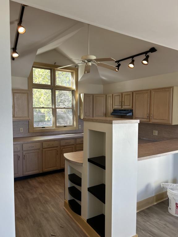 Photo - 715 Hampton St