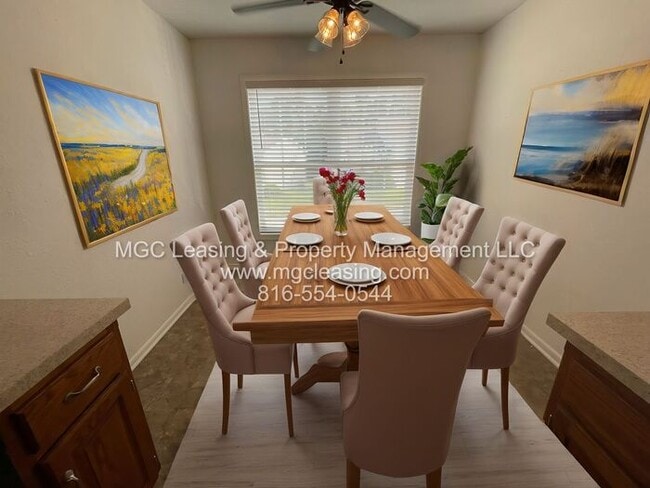 Photo - 3 bedroom Duplex with unique floor plan for rent in the Northland