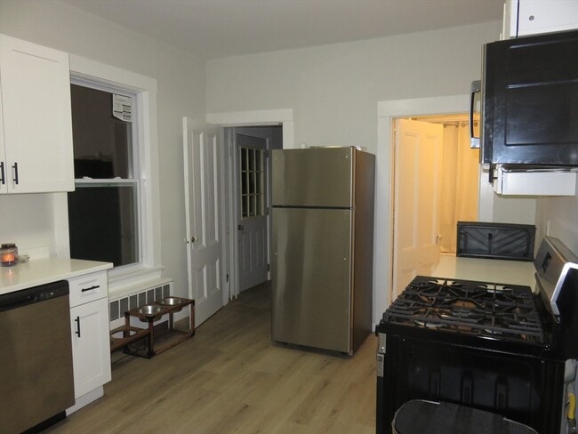 Photo - 34 Harvard St Unit 1L