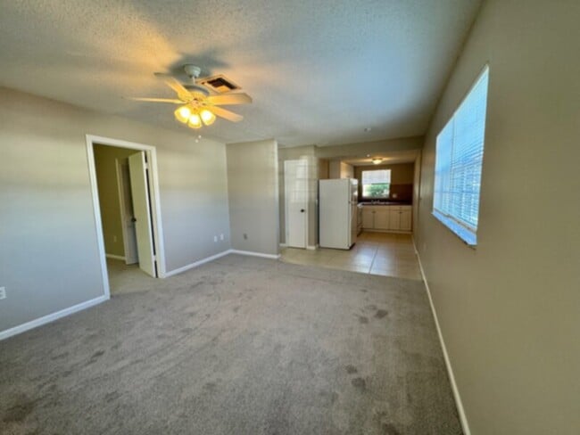 Photo - Great Location, Community Pool! Cable, Water and Sewer are INCLUDED!