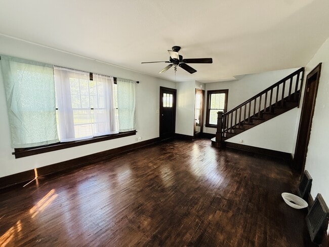 317 N Sumner Ave