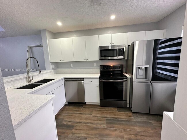 Photo - 14307 SW 120th Ct