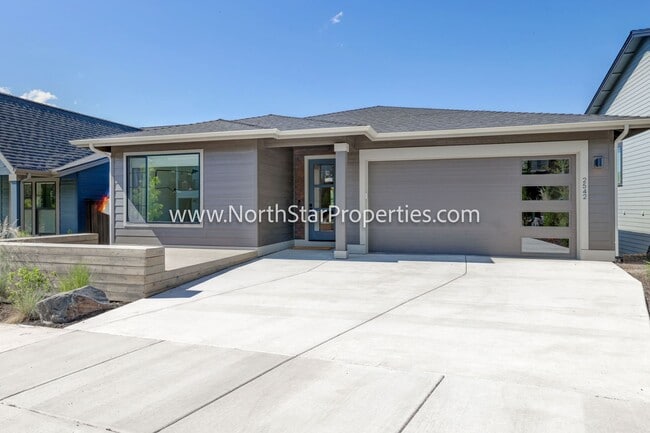 Photo - 2542 NW Marken St