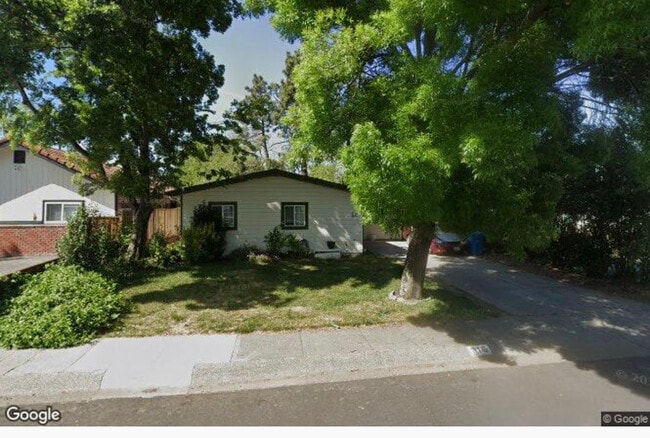 Building Photo - 316 Deodara St Rental