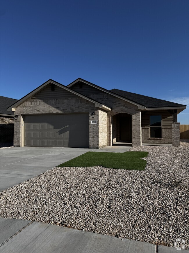 Building Photo - 2520 Goldfinch Rd Rental