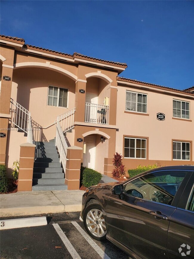 Building Photo - 2721 SE 12th Pl Unit 103 Rental