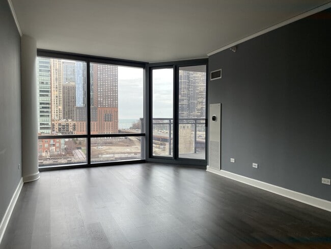 Photo - 450 E Waterside Dr Unit 411