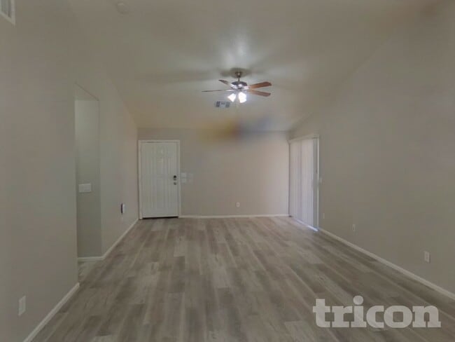 Photo - 21854 N Braden Rd