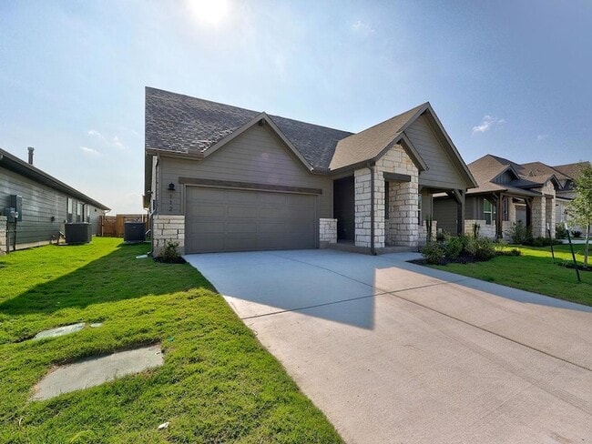 Photo - 112 Holmby Dr