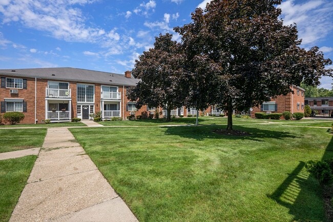 Photo - 2440 Parmenter Blvd Unit 2440 Parmenter Blvd #105