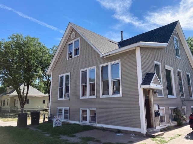 Building Photo - 310 N Saunders Ave Unit 2 Rental