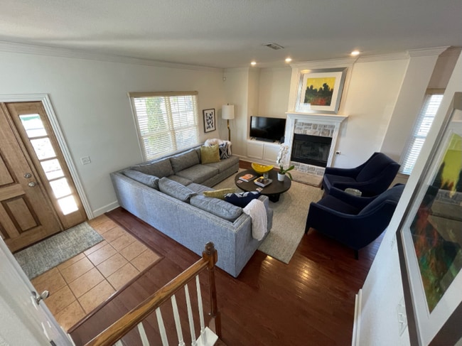 Photo - 1521 NE Dysart Woods Ln