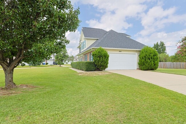Photo - 1945 Caviness St