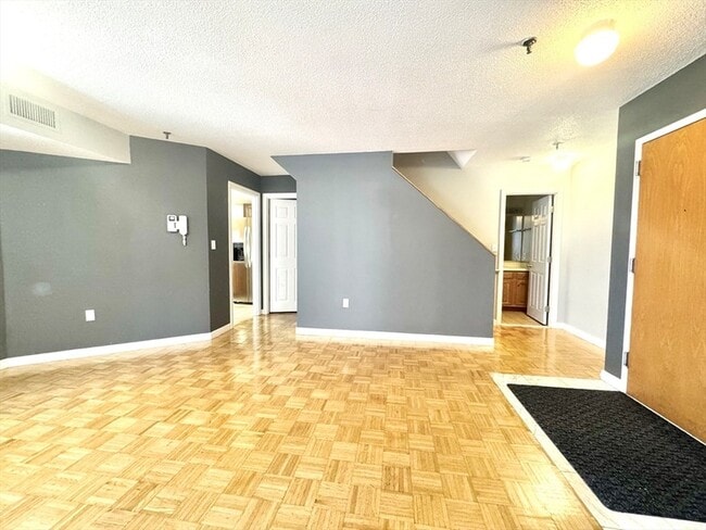 Photo - 147 Kelton St Unit 715