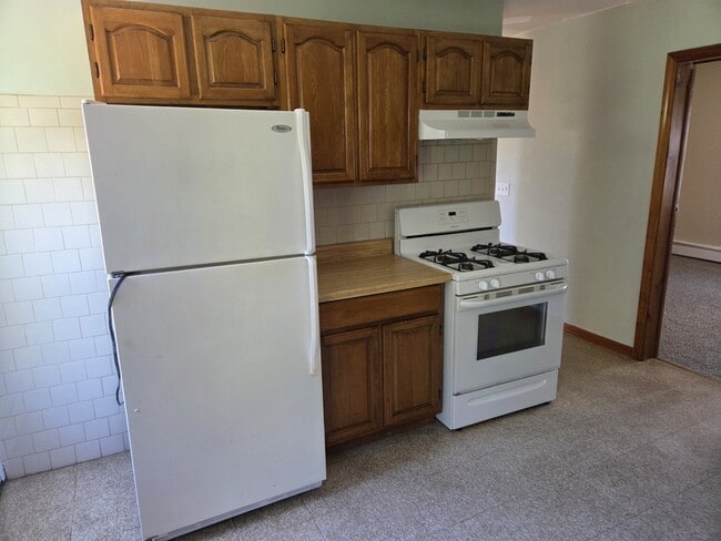 36 Wood St Unit 2