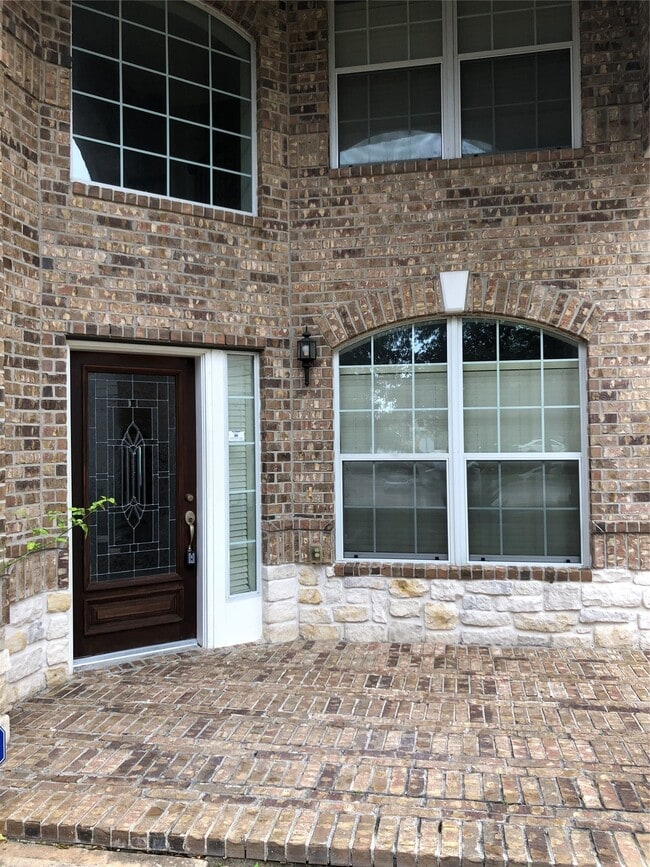 Photo - 18019 Timerwalk Ln