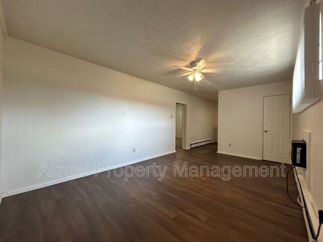Photo - 609 W 14th St