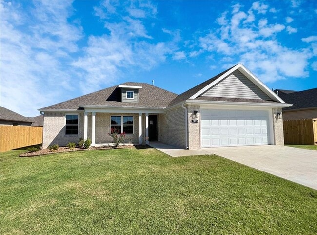 Photo - 2005 E Hudson Dr