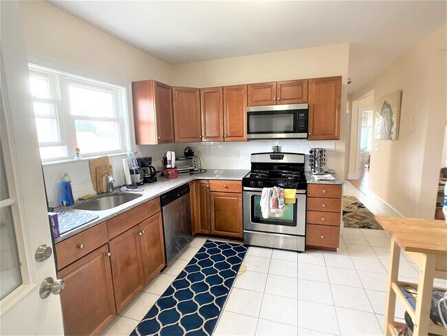 Photo - 24 Willard Ave Apartamentos Unidad #3