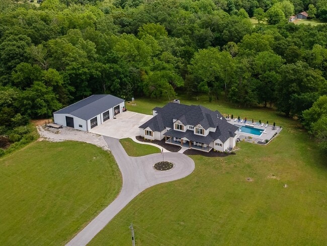 Photo - 2762 Wilson Ln